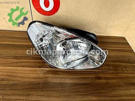 Hyundai Accent Era Sol Ön Far çıkma parça