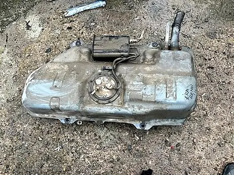 Hyundai Accent Era Yakıt Deposu çıkma parça