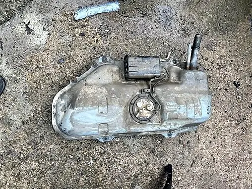 Hyundai Accent Era Yakıt Deposu çıkma parça