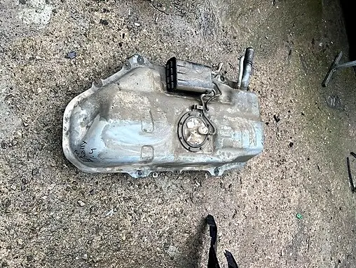 Hyundai Accent Era Yakıt Deposu çıkma parça