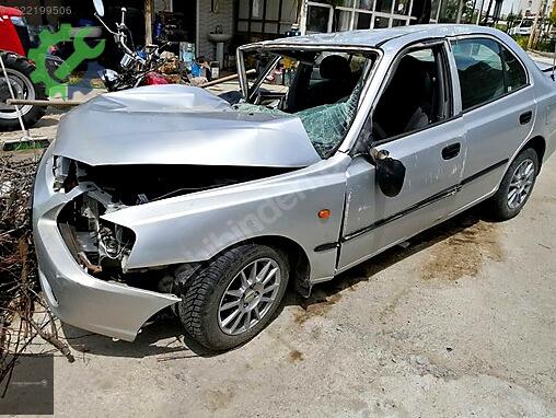 Hyundai Accent Sağ Arka Çamurluk çıkma parça