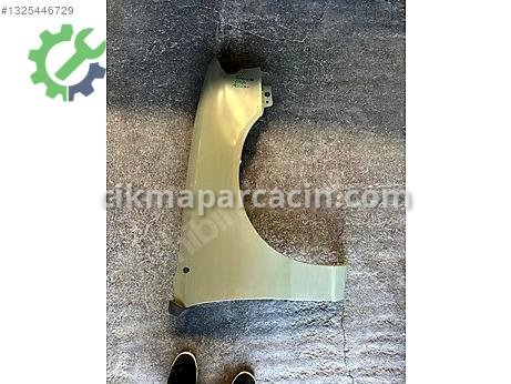 Hyundai Accent Sağ Ön Çamurluk çıkma parça