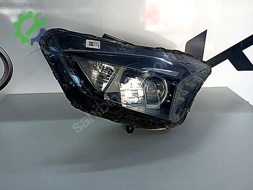 Hyundai Bayon Sol Ön Far çıkma parça