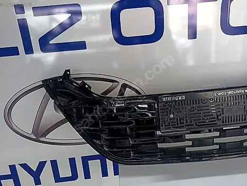 Hyundai Bayon Ön Panjur çıkma parça