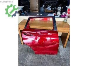 HYUNDAİ BAYON SAĞ ARKA KAPI ORİJİNAL ÇIKMA