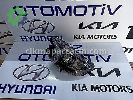 Hyundai Bayon Sağ Ön Far çıkma parça