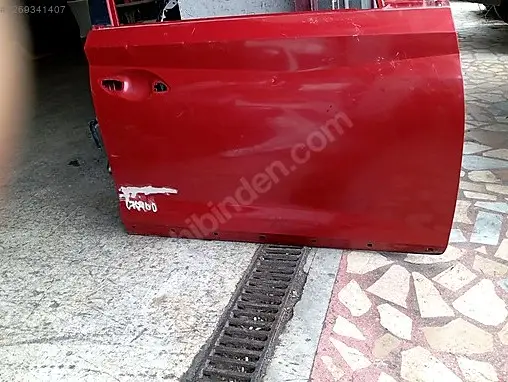 Hyundai Bayon Sağ Ön Kapı çıkma parça