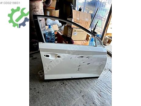 Hyundai Bayon Sağ Ön Kapı çıkma parça