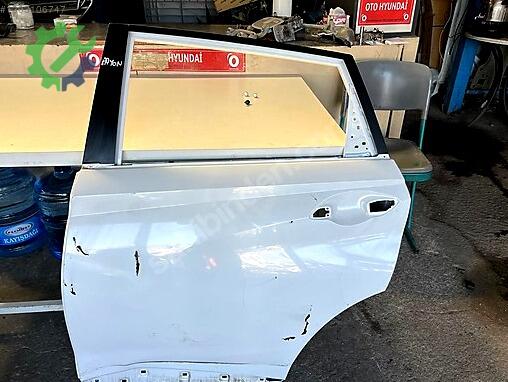 Hyundai Bayon Sol Arka Kapı çıkma parça