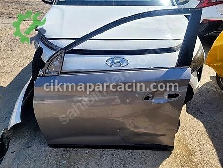 Hyundai Bayon Sol Ön Kapı çıkma parça