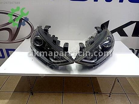Hyundai Elantra Sağ Ön Far çıkma parça