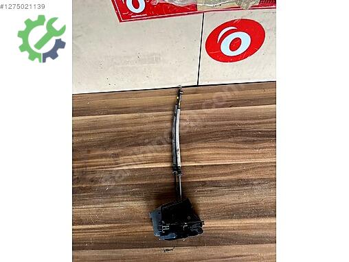 Hyundai Elantra Sağ Arka Kapı Kilidi 81420-F2000 çıkma parça