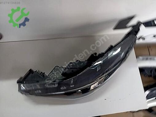 Hyundai Elantra Sol Ön Far çıkma parça