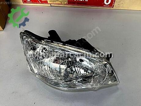 Hyundai Getz Sağ Ön Far çıkma parça