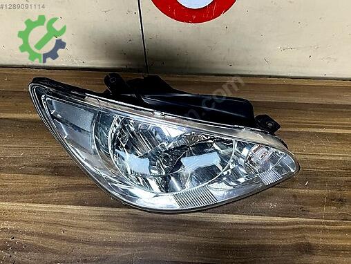 Hyundai Getz Sağ Ön Far çıkma parça