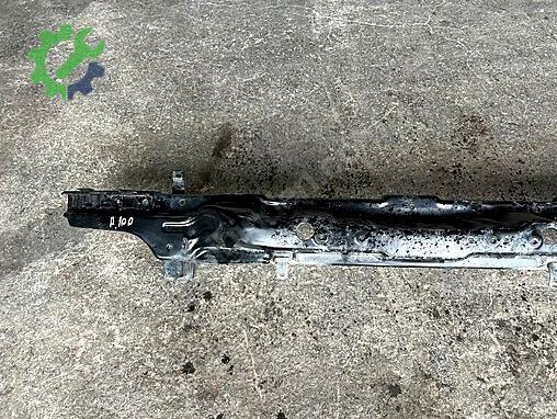Hyundai H 100 Ön Tampon Demiri çıkma parça