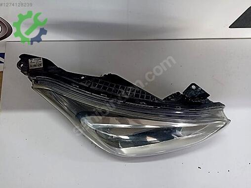 Hyundai i10 Sağ Ön Far çıkma parça