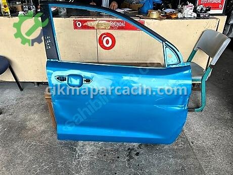 Hyundai i10 Sağ Ön Kapı çıkma parça