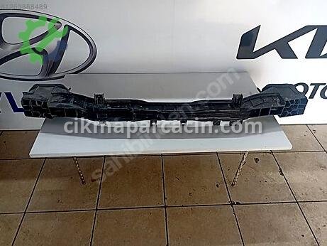 Hyundai i10 Arka Tampon Demiri çıkma parça