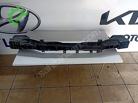 Hyundai i10 Arka Tampon Demiri çıkma parça