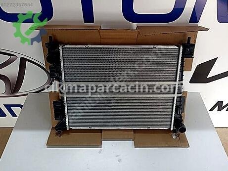 Hyundai i20 Radyatör çıkma parça