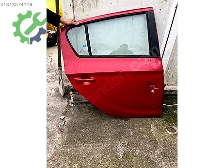 Hyundai i20 Sağ Arka Kapı çıkma parça
