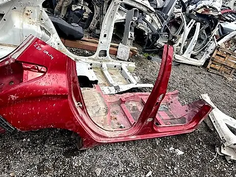 Hyundai i20 Sağ Arka Çamurluk çıkma parça