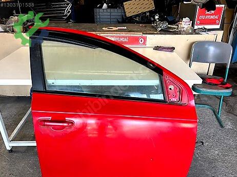 Hyundai i20 Sağ Ön Kapı çıkma parça