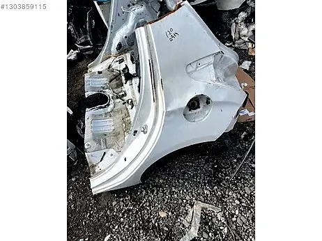 Hyundai i20 Sağ Arka Çamurluk çıkma parça