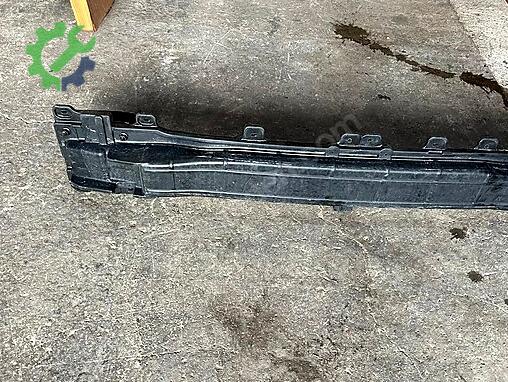 Hyundai i20 Arka Tampon Demiri çıkma parça