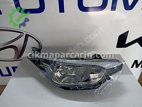 Hyundai i20 Sağ Ön Far çıkma parça