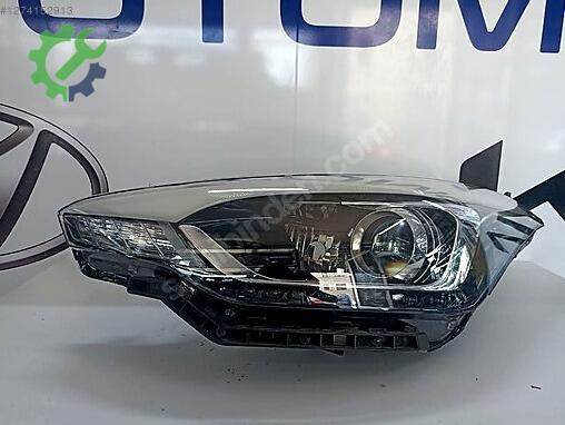 Hyundai i20 Sağ Ön Far çıkma parça