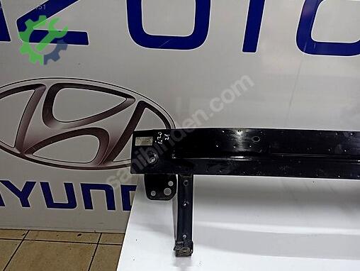 Hyundai i20 Ön Tampon Demiri çıkma parça