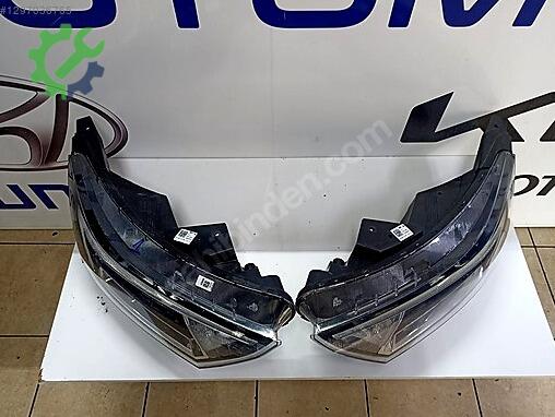 Hyundai i20 Sağ Ön Far çıkma parça