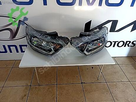 Hyundai i20 Sol Ön Far çıkma parça