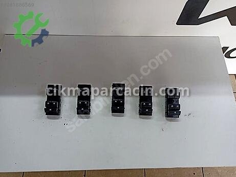 Hyundai i20 Sol Ön Kapı çıkma parça