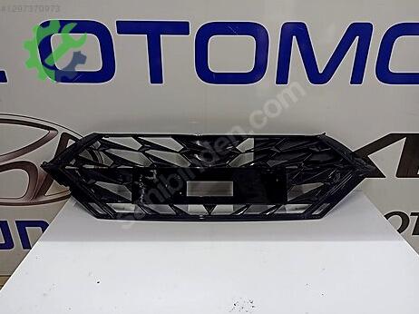 Hyundai i20 Ön Panjur çıkma parça
