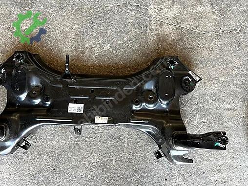Hyundai i20 Travers 62401-Q0100 çıkma parça