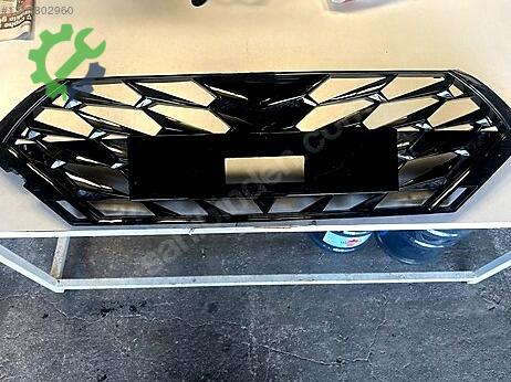 Hyundai i20 Ön Panjur çıkma parça