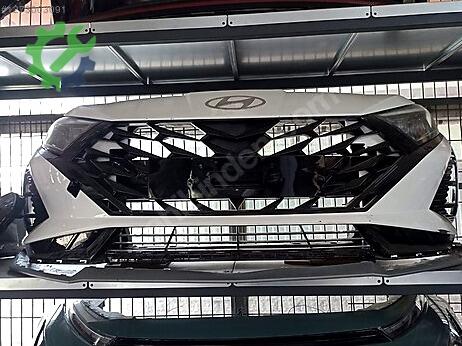Hyundai i20 Ön Panjur çıkma parça