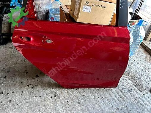 Hyundai i20 Sağ Arka Kapı çıkma parça