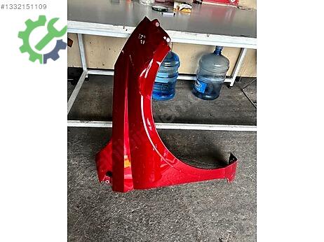 Hyundai i20 Sağ Ön Çamurluk çıkma parça