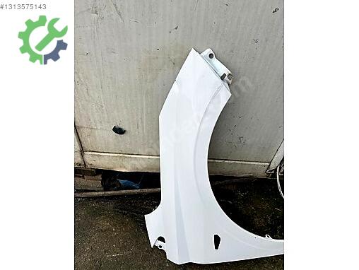 Hyundai i20 Sağ Ön Çamurluk çıkma parça