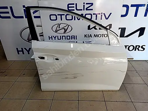 Hyundai i20 Sağ Ön Kapı çıkma parça
