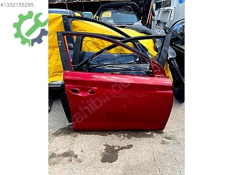 Hyundai i20 Sağ Ön Kapı çıkma parça