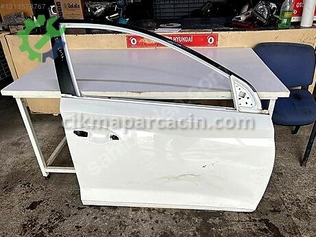 Hyundai i20 Sağ Ön Kapı çıkma parça