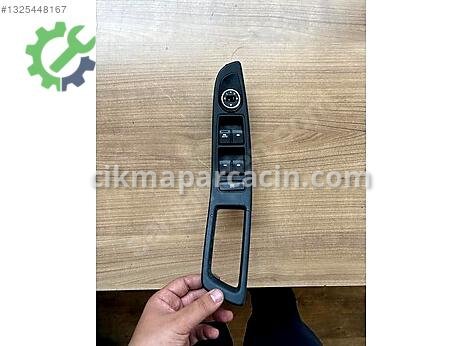Hyundai i20 Sol Ön Kapı çıkma parça