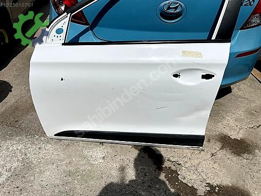 Hyundai i20 Sol Ön Kapı çıkma parça