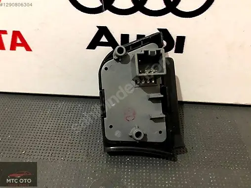Hyundai i30 Kontrol Düğmeleri çıkma parça