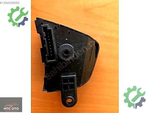 Hyundai i30 Kontrol Düğmeleri 200003370 çıkma parça